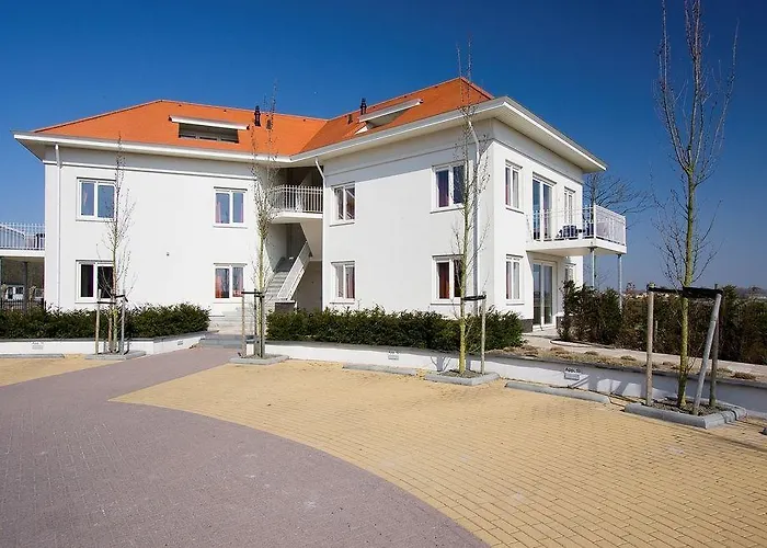 ホリデーパーク Europarcs Noordwijkse Duinen 3*